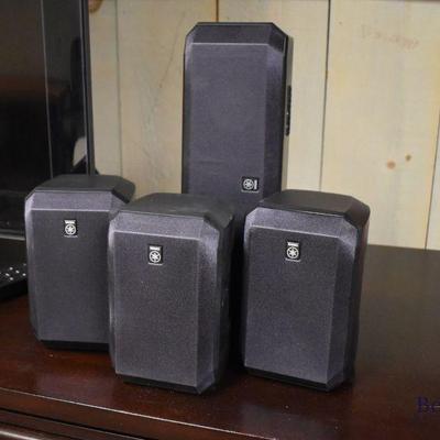 Yamaha speakers