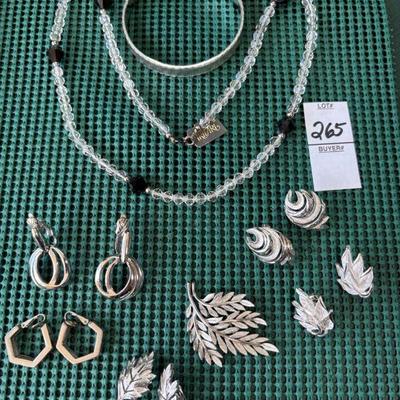 Sale Photo Thumbnail #274