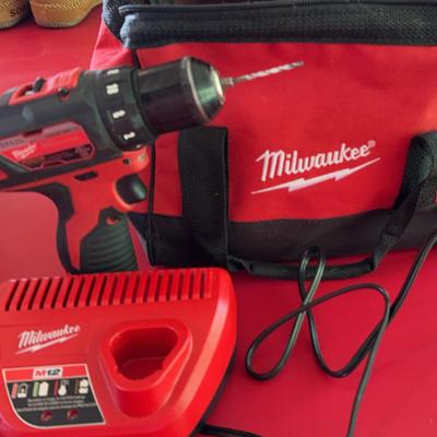 Milwaukee Battery Hand Drill & Carrying Case