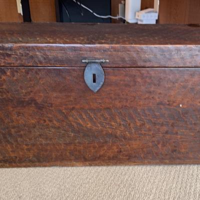 Small Wood Chest 
