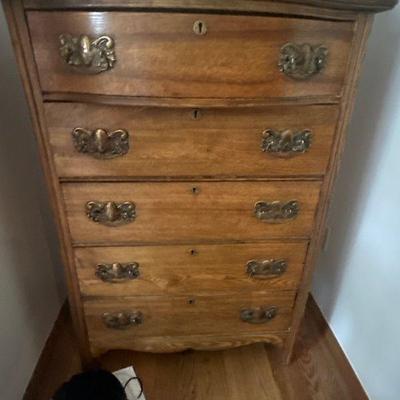 Vintage dresser 