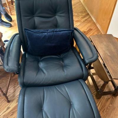 Leather lounge chair with ottoman