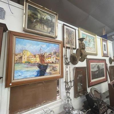 Estate sale photo