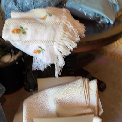 Blankets And Linens 