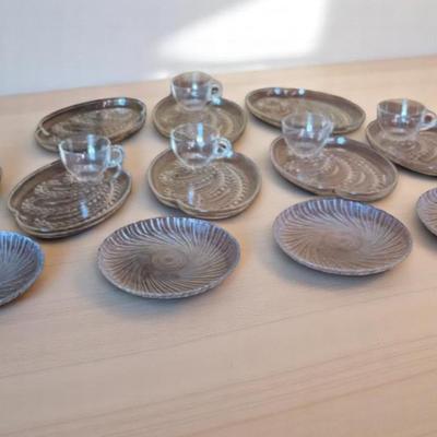 Vintage Snack Sets With 6 Cups,  4 Glsss Plates 