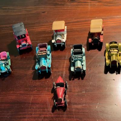 Vintage Metal Cars (8)