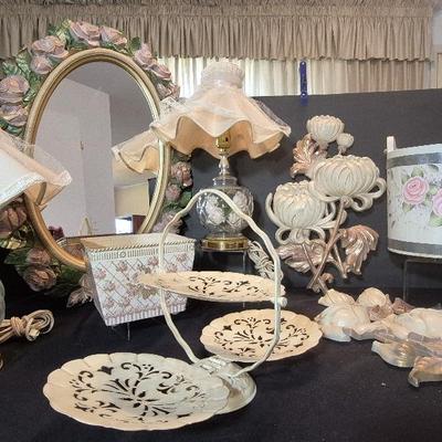 Vintage Roses Decor