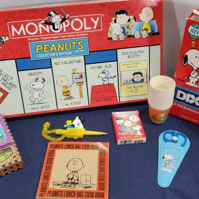 Snoopy Monopoly Plus