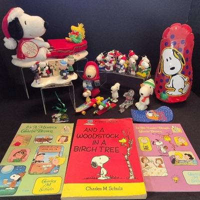 Christmas Party With Snoopy