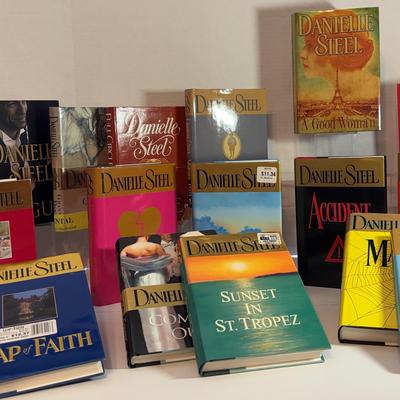 Danielle Steel Books Lot 2 - Hardback