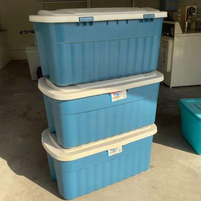 Storage totes