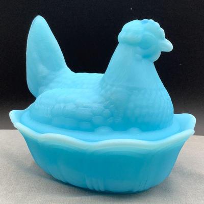 Fenton hen on nest