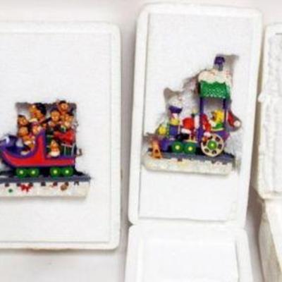 1157	THE SIMPSONS HAMILTON COLLECTION, GROUP OF 4

