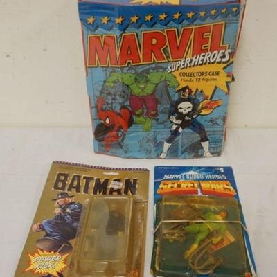 1146	MARVEL SUPER HEROS COLLECTORS CASE, DOCTOR OCTOPUS, PACK SEPERATED AND TOY BIZ BATMAN BOB
