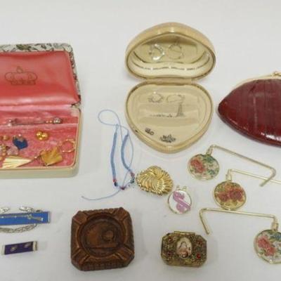 1235	ASSORTED JEWELRY BOXES WITH MISC JEWELRY, PENDANTS SOME STERLING,MAKEUP BAG, ETC
