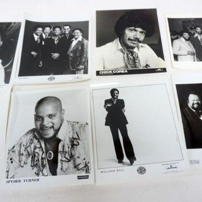 1249	 8 VINTAGE R & B AND JAZZ PRESS RELEASE PHOTOS 
