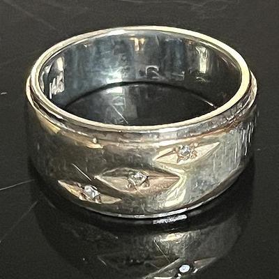 14K Yellow Gold 3 Diamond Ring