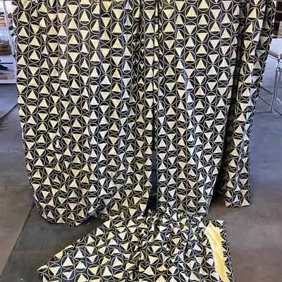 Mid-Century Permanent Press Drapery Panels (4) With Clips