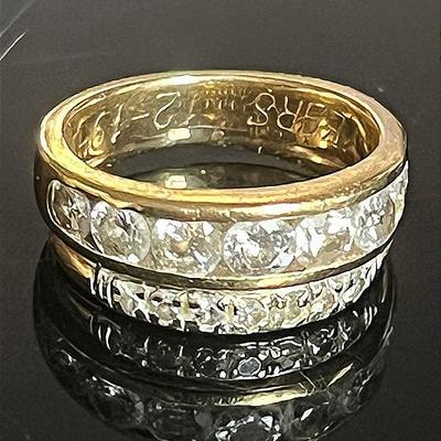 14K Yellow Gold 15 Diamond Ring