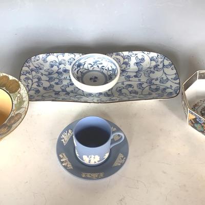 Decorative Pieces Of China From England, Austria And China