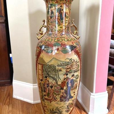 Japanese Satsuma style embellished temple size vase