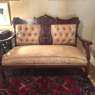 Rococo Rival Settee