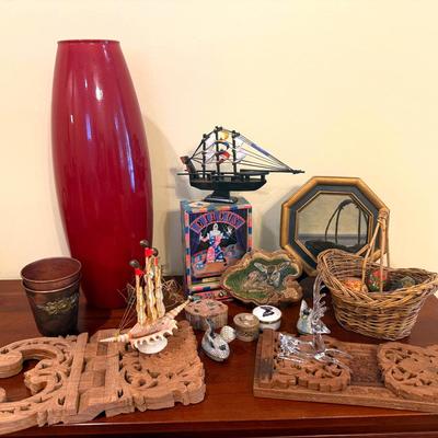 Miscellaneous Decor