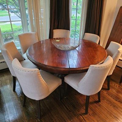 Woodland Furniture Round Table with 7 Restoration Hardware Chairs