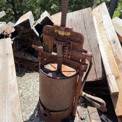Estate sale photo