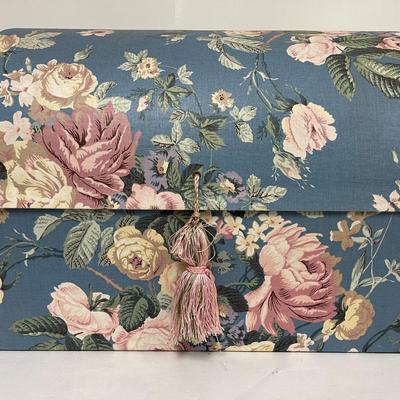 Large Vintage Floral Jewelry Organizer