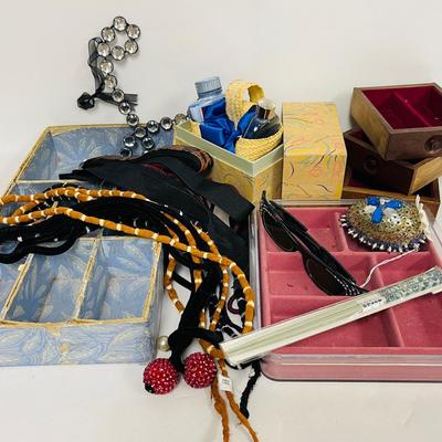 Jewelry Organizers, Vintage Sunglasses, Belts and More!