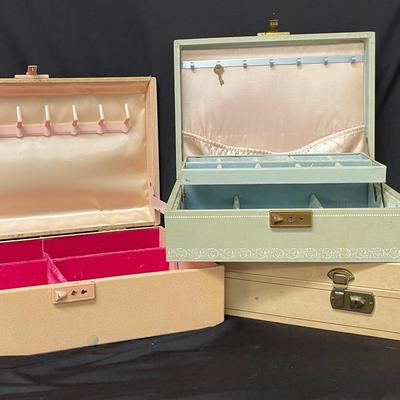“Fashioned By Farrington” and More Vintage Jewelry Boxes