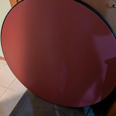 Round Card table