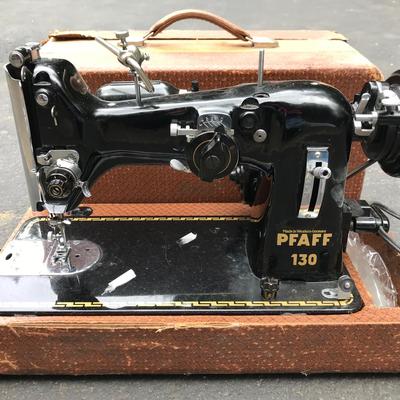 Antique Pfaff Sewing Machine 