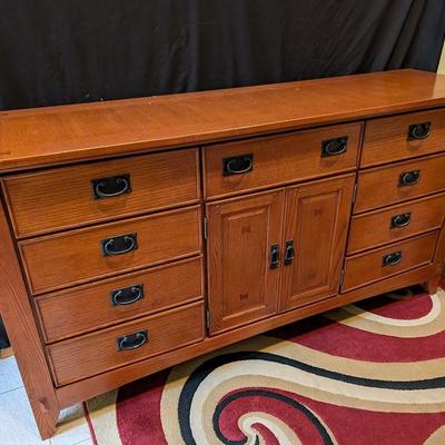 Buffet / Credenza