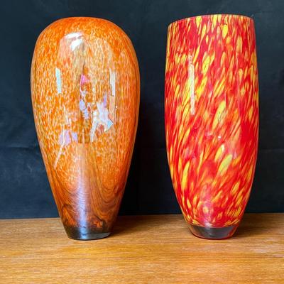 Stunning Glass Vase - Set Of Two