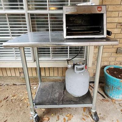 Gas Otto Grill And Stainless Steel Table 