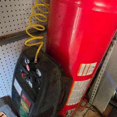 Husky WL50702AJ 26 Gallon Compressor 5.5 HP 120V1PH