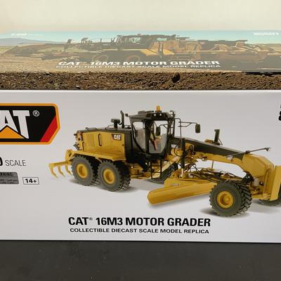 CAT 16M3 Motor Grader Diecast Scale Model #85507