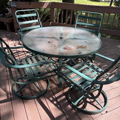 Patio set