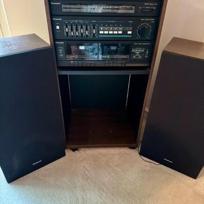 Stereo and speakers