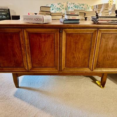 Lane cedar chest