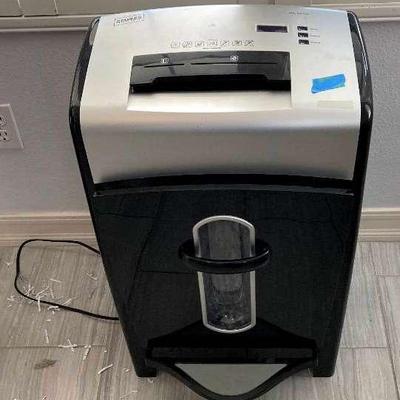 Staples Brand Commercial Shredder