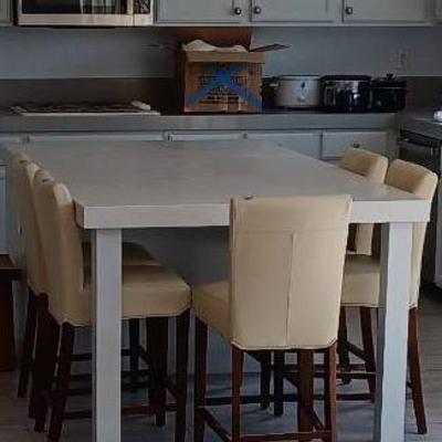 Set Of 5 Off White Bar Stools