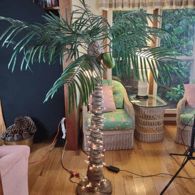 Faux palm tree lamp