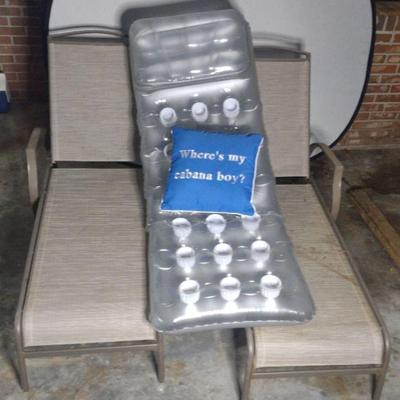 Outdoor lounge chairs