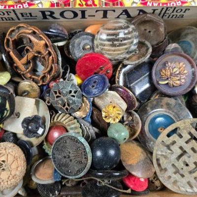 antique buttons