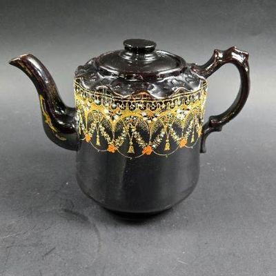tea pot 100+ years old