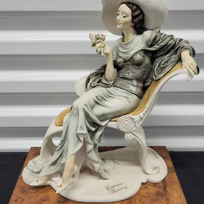 Giuseppe Armani 1994 Florence Limited Edition Figurine (1100)