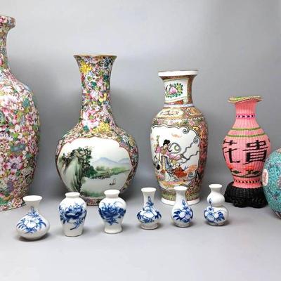 Vintage Chinese Vases 